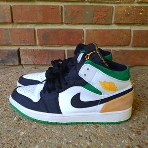 Air Jordan 1 mid Oakland green